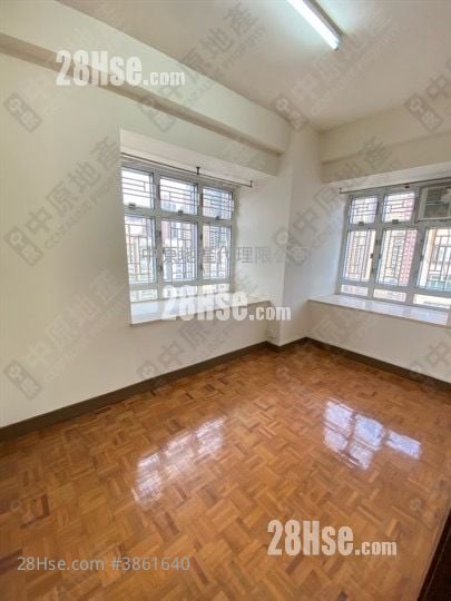 Ho Shun King Building Sell 2 Bedrooms 358 ft²