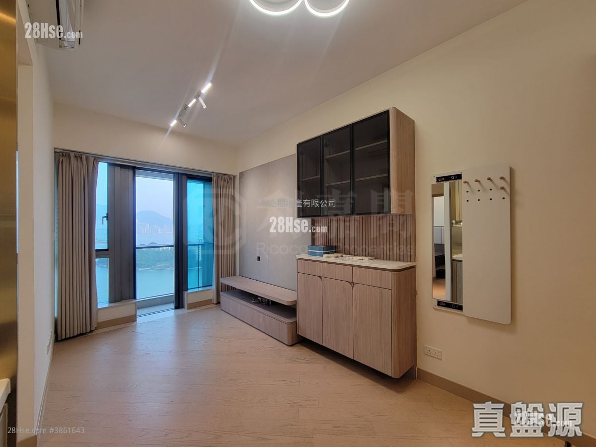 Grand Victoria Rental 2 Bedrooms , 1 Bathroom 448 ft²