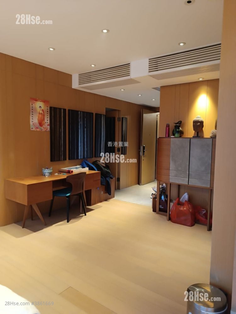 3 Julia Avenue Sell 3 Bedrooms , 2 Bathrooms 1,094 ft²