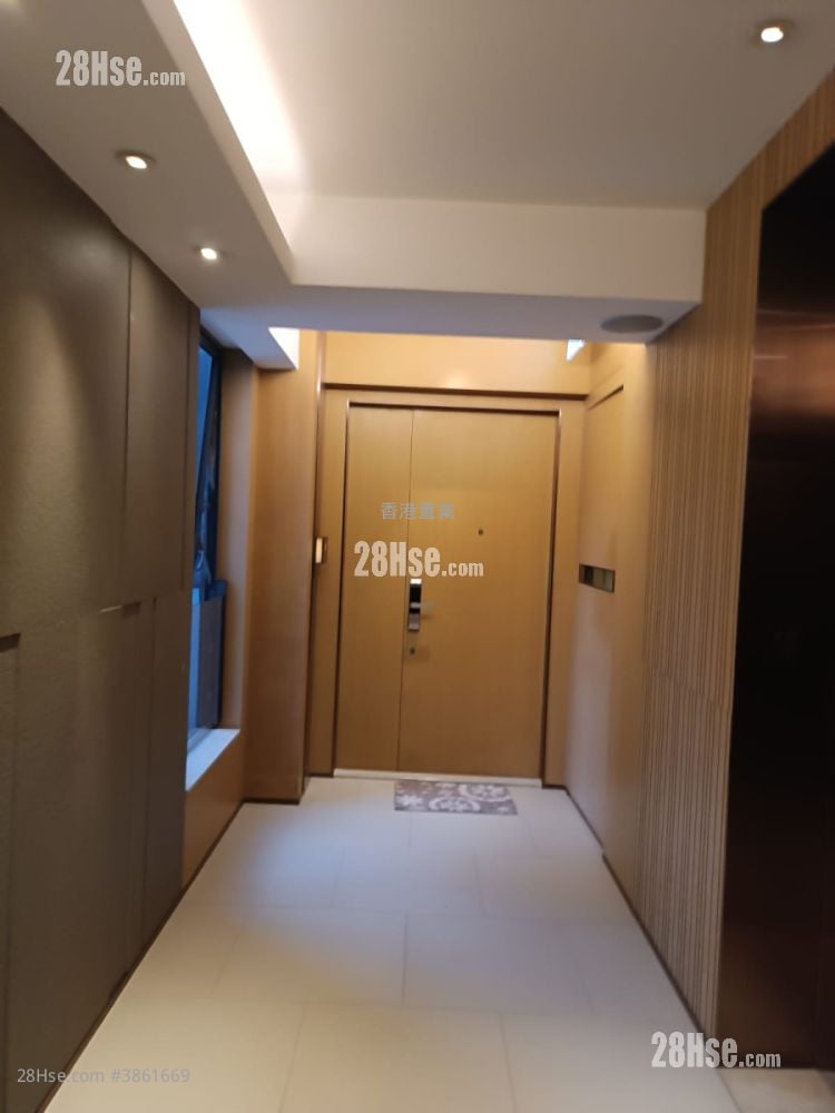3 Julia Avenue Sell 3 Bedrooms , 2 Bathrooms 1,094 ft²