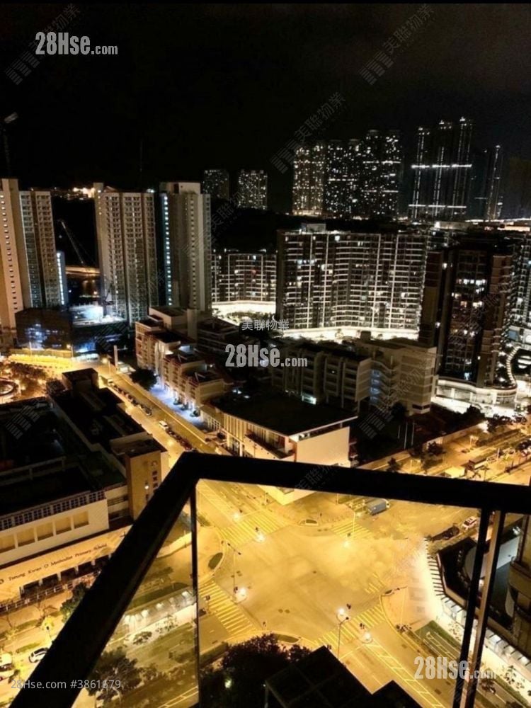 The Parkside Sell 3 Bedrooms 726 ft²
