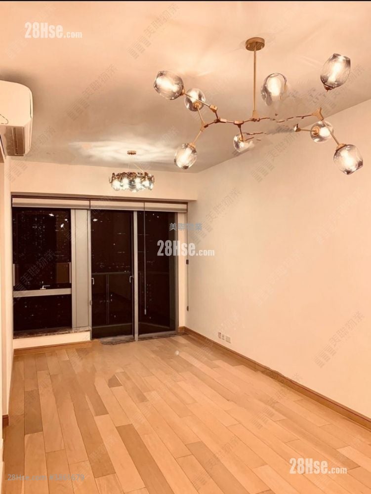The Parkside Sell 3 Bedrooms 726 ft²