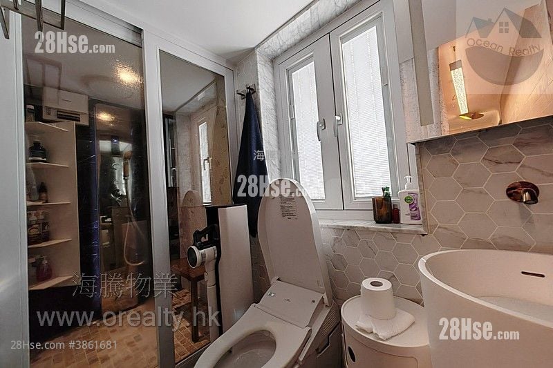 Village Rental 2 Bedrooms , 2 Bathrooms 700 ft²