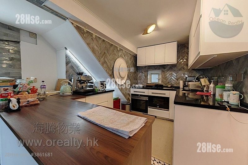 Village Rental 2 Bedrooms , 2 Bathrooms 700 ft²