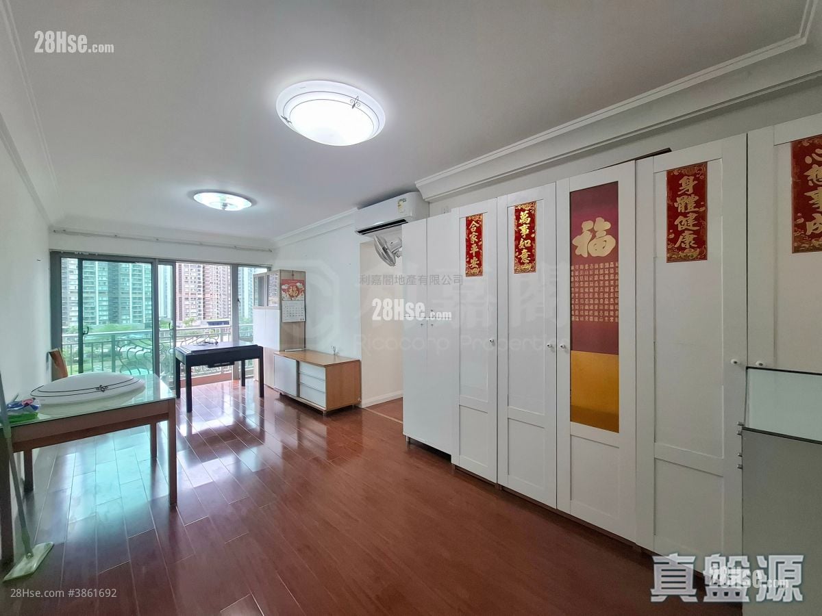 Caribbean Coast Sell 3 Bedrooms , 2 Bathrooms 728 ft²