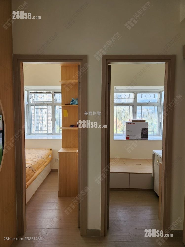 Tsuen Cheong Centre Sell 2 Bedrooms , 1 Bathroom 368 ft²