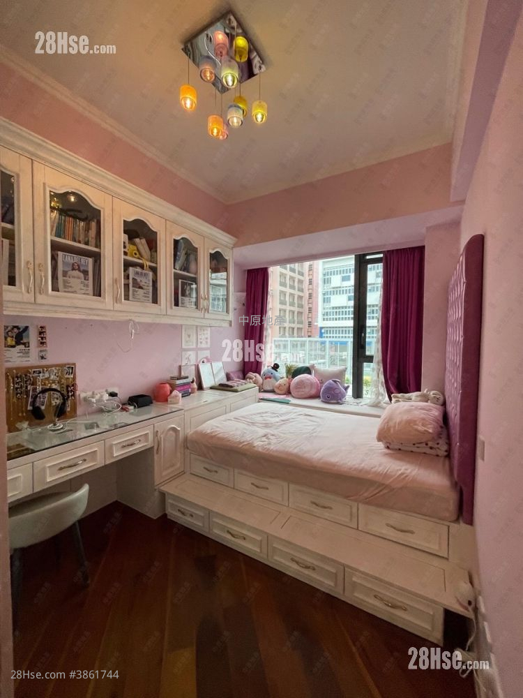 Parc Inverness Sell 3 Bedrooms 1,462 ft²