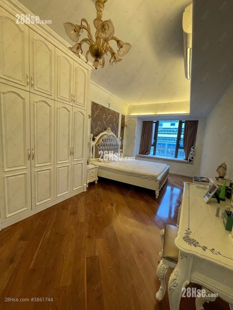 Parc Inverness Sell 3 Bedrooms 1,462 ft²