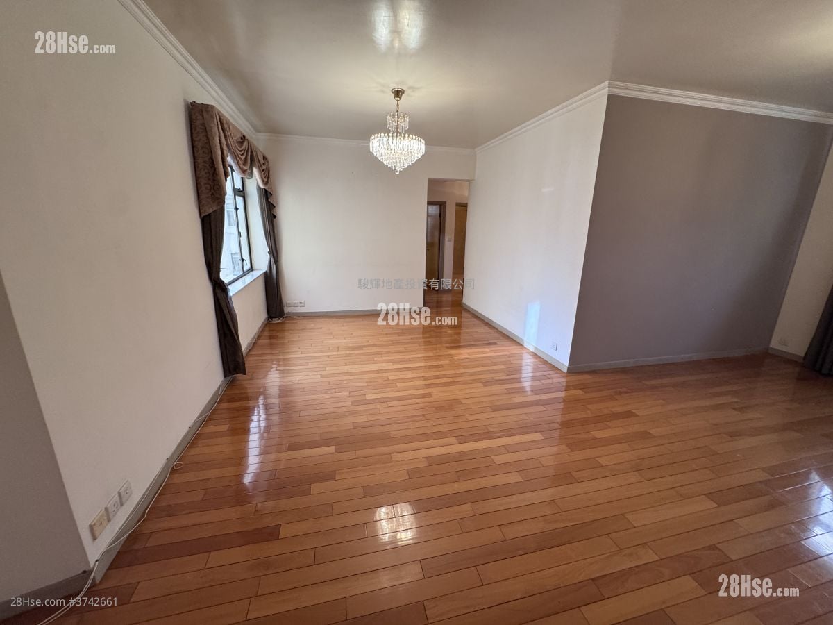Edward Mansion Sell 3 Bedrooms , 2 Bathrooms 1,109 ft²