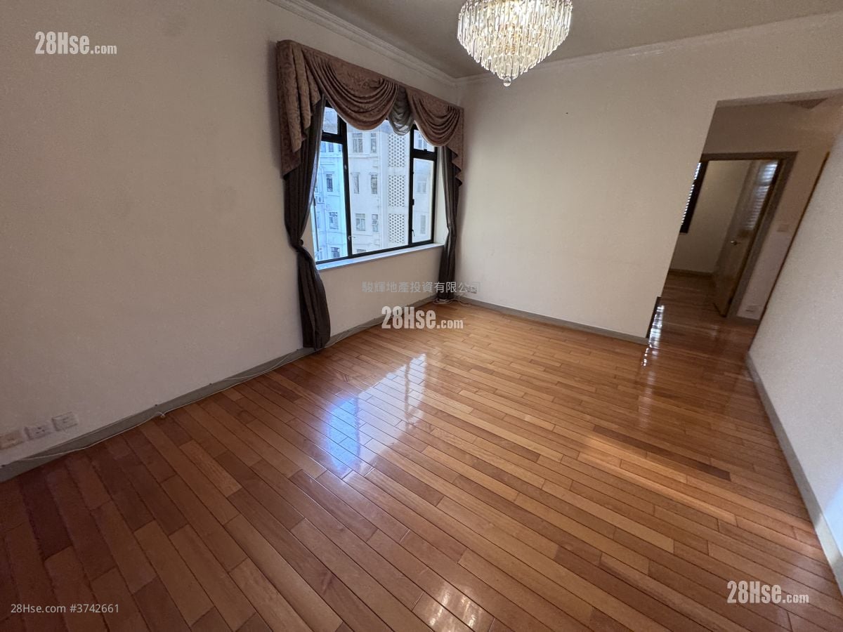 Edward Mansion Sell 3 Bedrooms , 2 Bathrooms 1,109 ft²