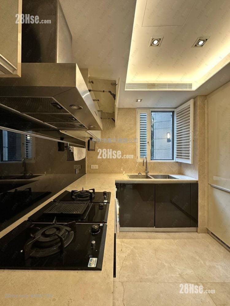 海鑽天賦海灣 售盤 3 房 1,588 平方呎