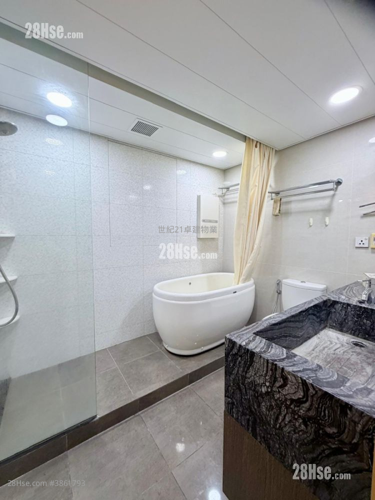 The Harbourside Rental 3 Bedrooms , 3 Bathrooms 2,116 ft²