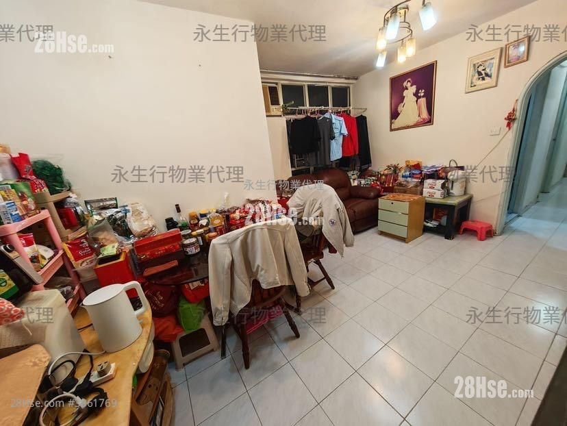 Fu Ning Garden Sell 3 Bedrooms , 1 Bathroom 592 ft²