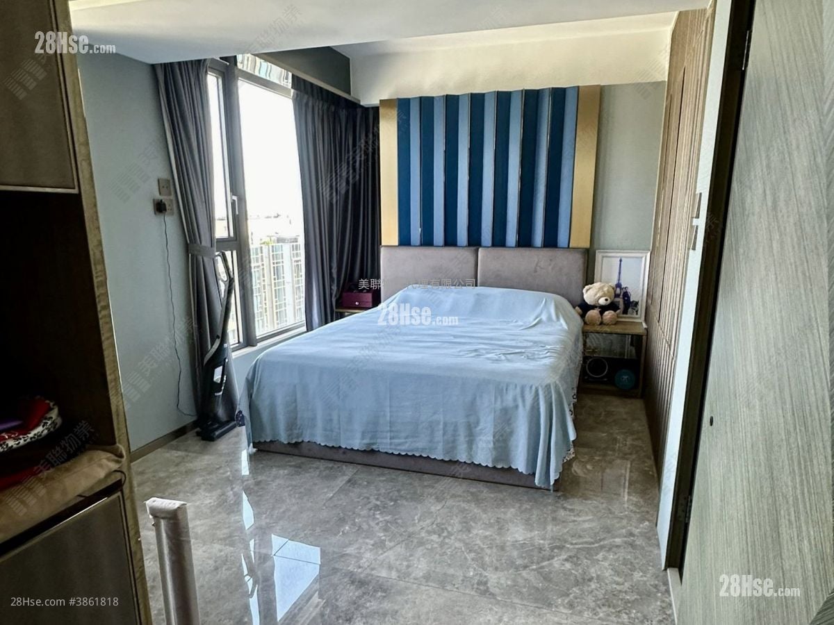Solaria Rental 2 Bedrooms , 2 Bathrooms 714 ft²