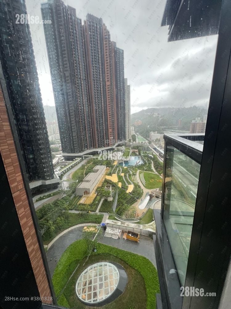 露台: 柏傲庄 售盘 3 房 , 2 浴室 847 平方尺