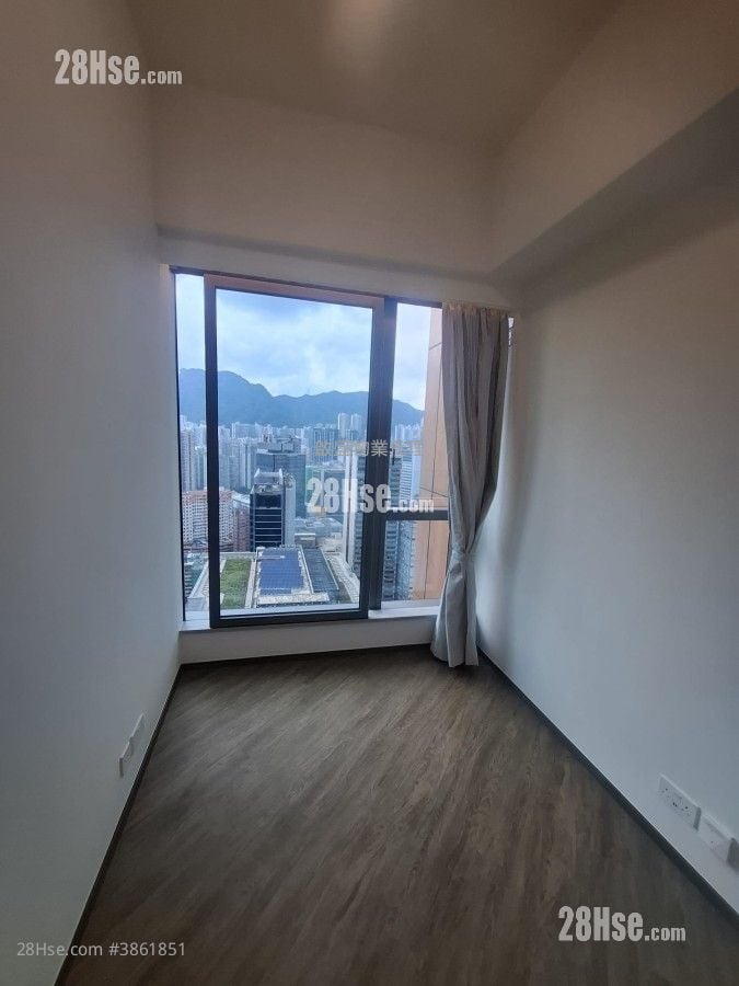 Cullinan Sky Rental 4 Bedrooms , 2 Bathrooms 1,227 ft²