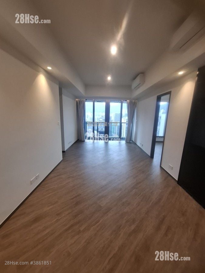 Cullinan Sky Rental 4 Bedrooms , 2 Bathrooms 1,227 ft²