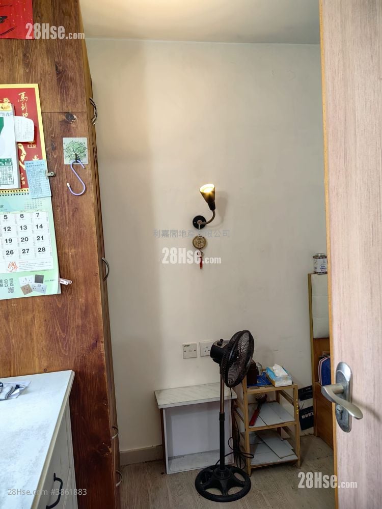欣明苑 售盘 2 房 , 1 浴室 401 平方尺