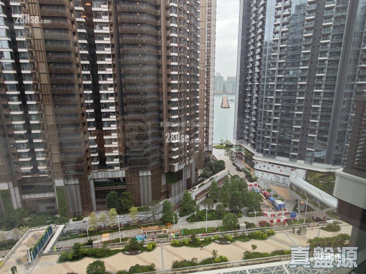 Double Coast Rental 1 Bedroom , 1 Bathroom 330 ft²