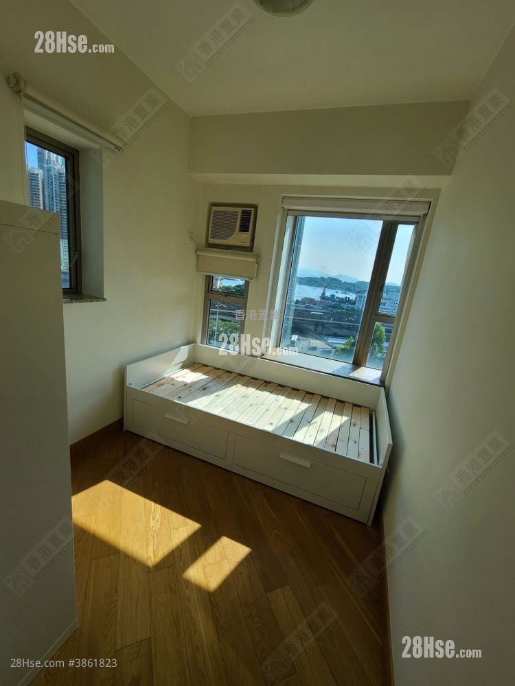 Harbour Green Rental 477 ft²