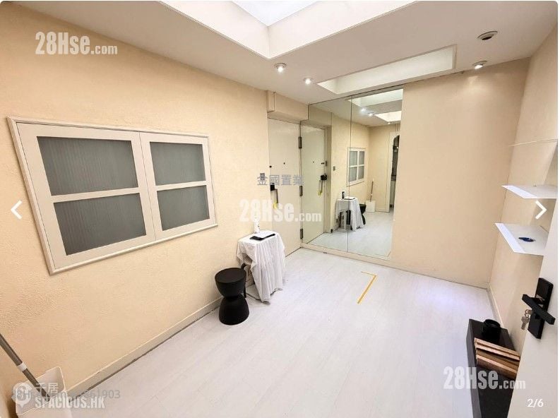 Hanley House Rental Studio , 1 Bathroom 339 ft²
