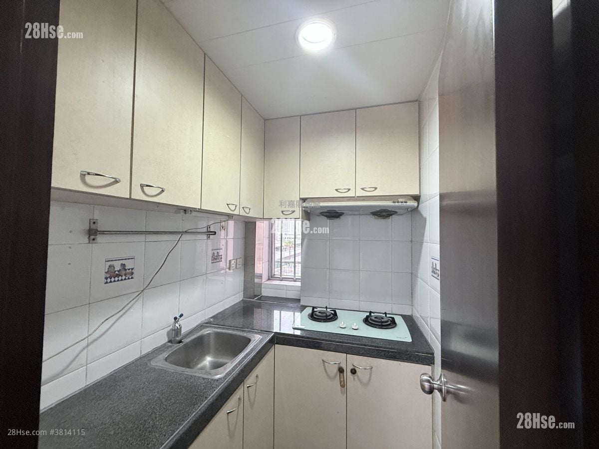 Telford Gardens Sell 2 Bedrooms 527 ft²