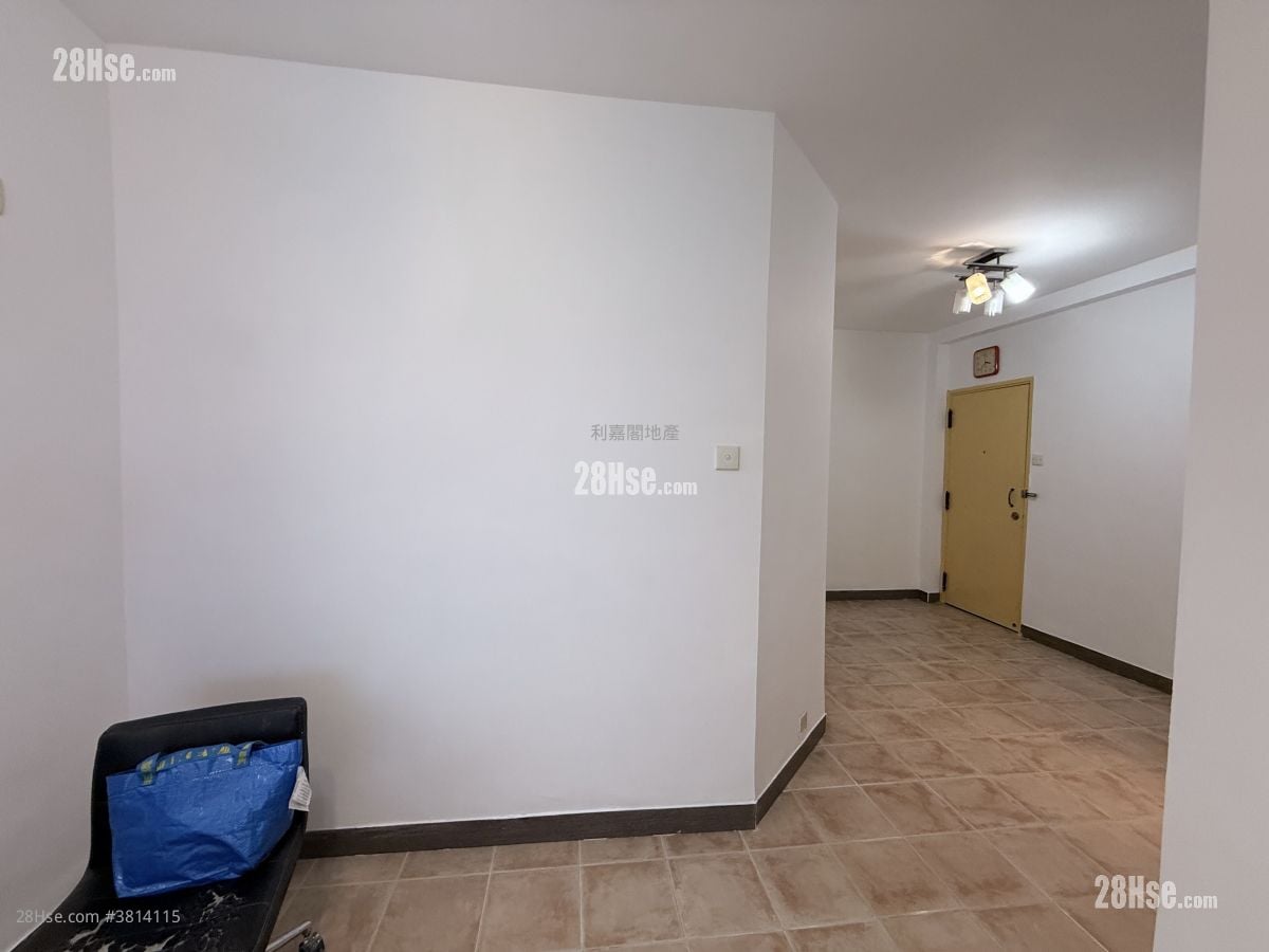 Telford Gardens Sell 2 Bedrooms 527 ft²