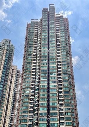 御景峰 售盤 3 房 594 平方呎