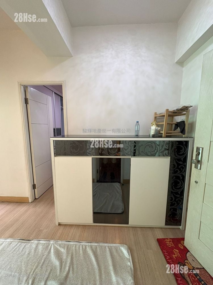 Tsin Shui Building Rental 2 Bedrooms , 1 Bathroom 447 ft²