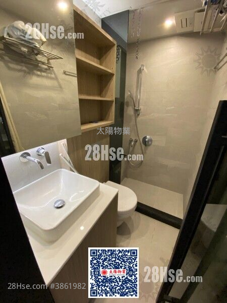 Harbour Place Sell 3 Bedrooms 590 ft²