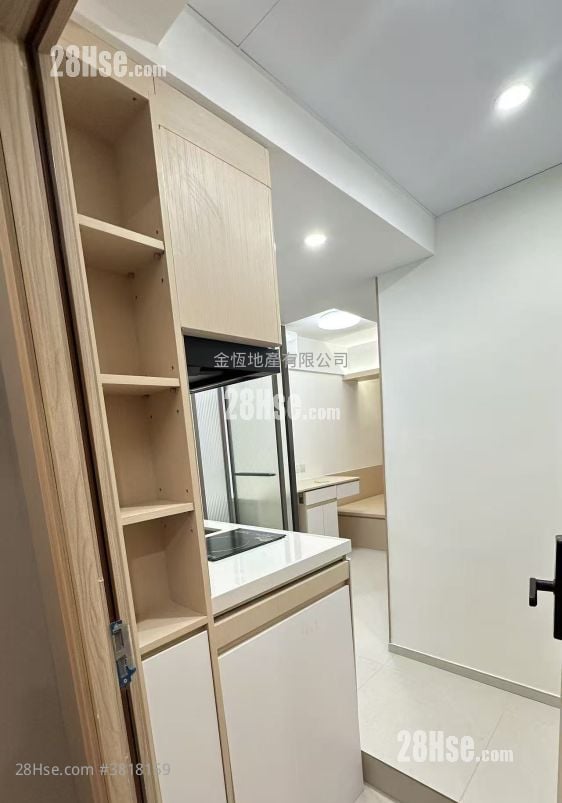 Tai Kut House Rental 1 Bedroom , 1 Bathroom 200 ft²