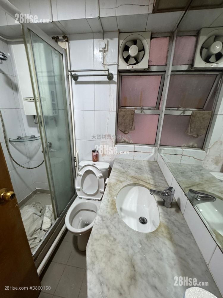 Hunghom Bay Centre Rental 2 Bedrooms , 1 Bathroom 411 ft²