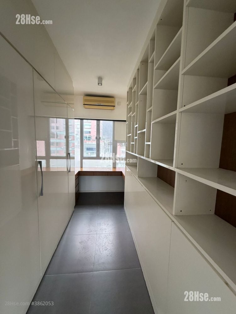 Seaview Garden Sell 2 Bedrooms 730 ft²