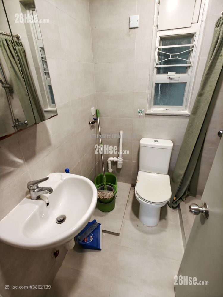 Allway Gardens Sell 2 Bedrooms , 1 Bathroom 533 ft²