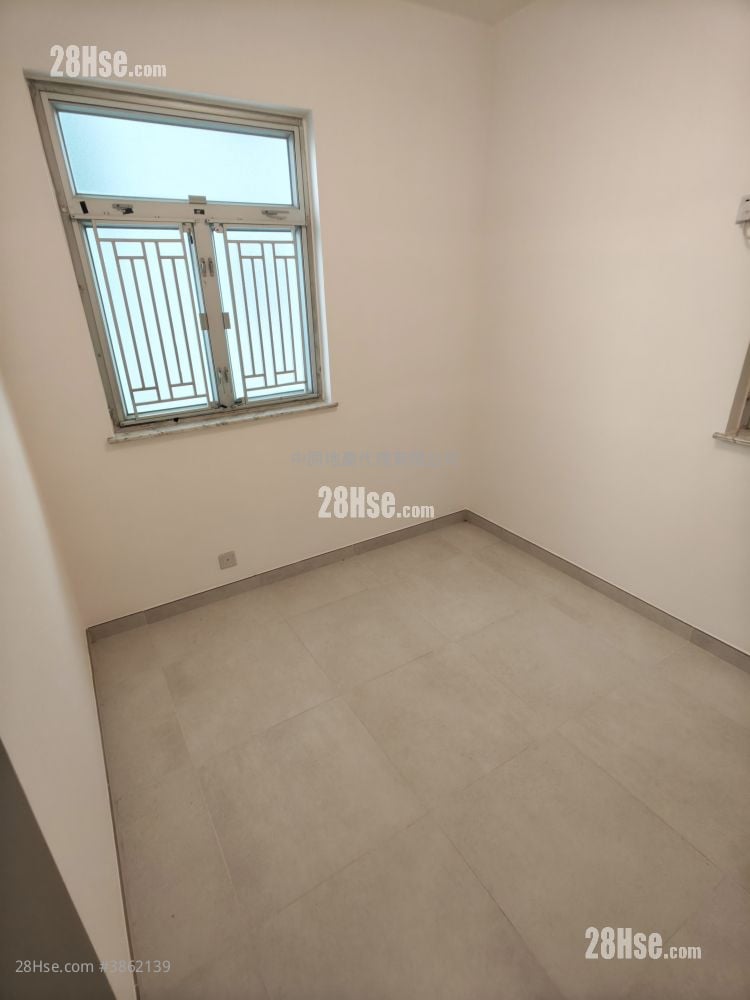 Allway Gardens Sell 2 Bedrooms , 1 Bathroom 533 ft²