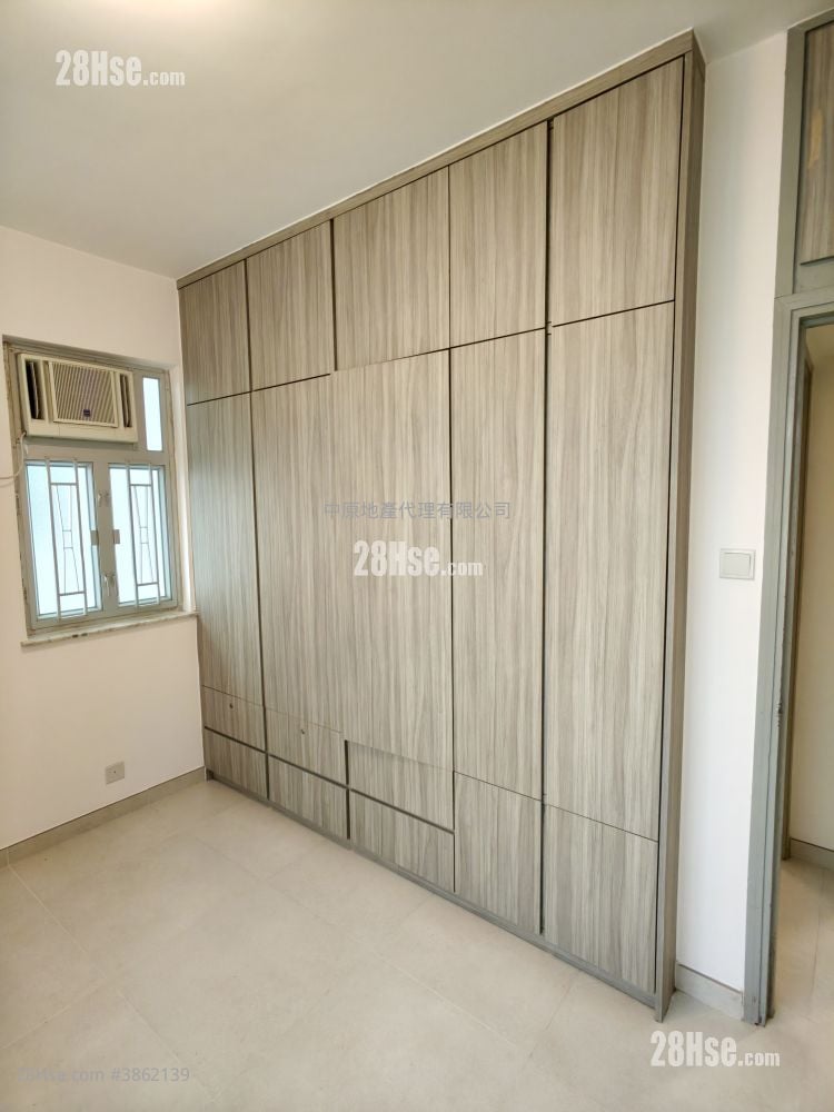 Allway Gardens Sell 2 Bedrooms , 1 Bathroom 533 ft²