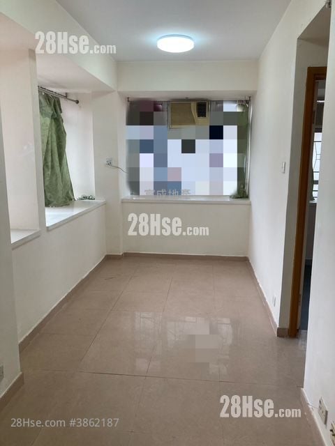 Yik Fat Building Sell 1 Bedroom , 1 Bathroom 252 ft²