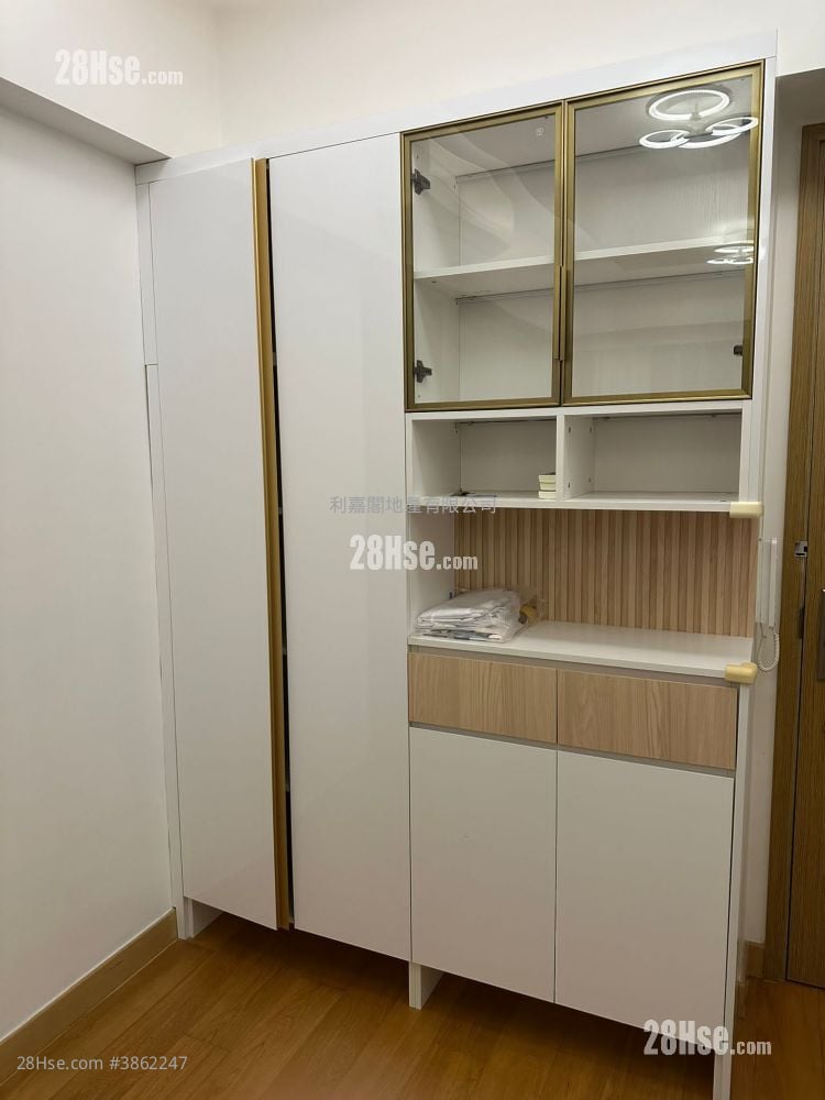 Peninsula East 售盤 2 房 , 1 浴室 520 平方呎