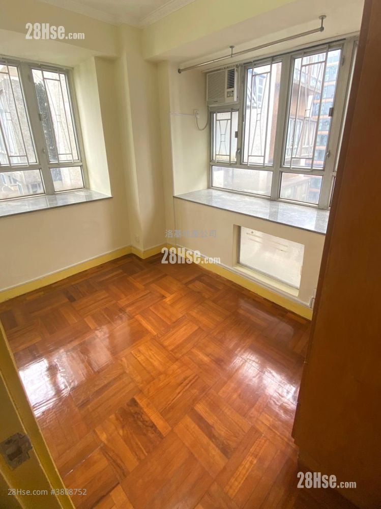 Tak Bo Garden Rental 2 Bedrooms , 1 Bathroom 382 ft²