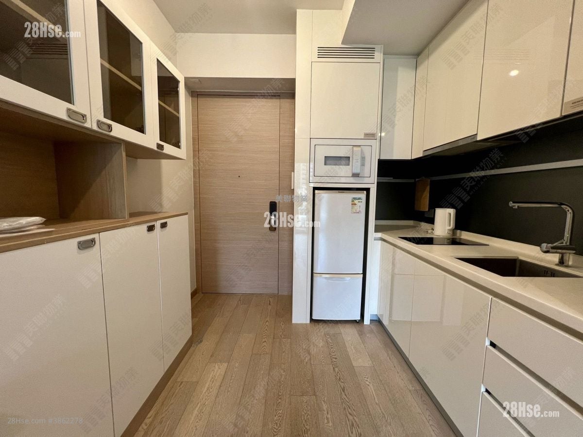 Solaria Rental Studio , 1 Bathroom 258 ft²