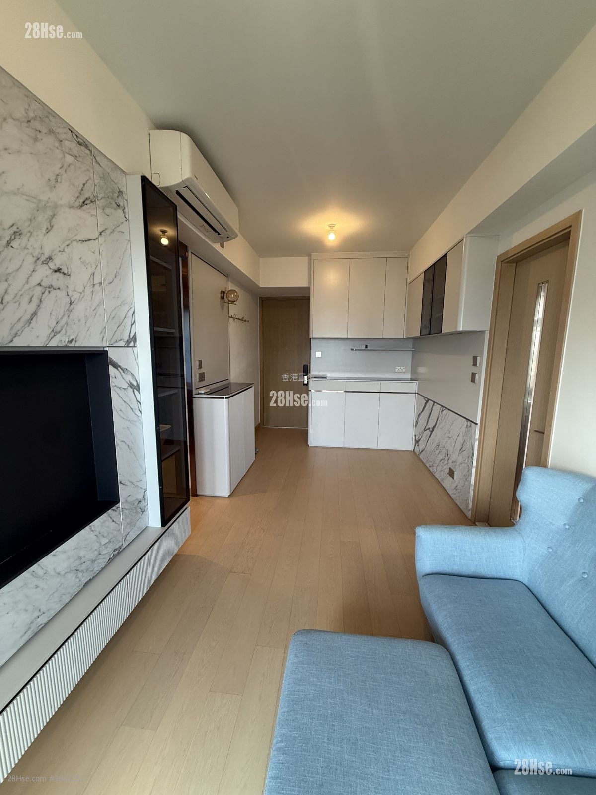 K. Summit Rental 2 Bedrooms , 1 Bathroom 516 ft²