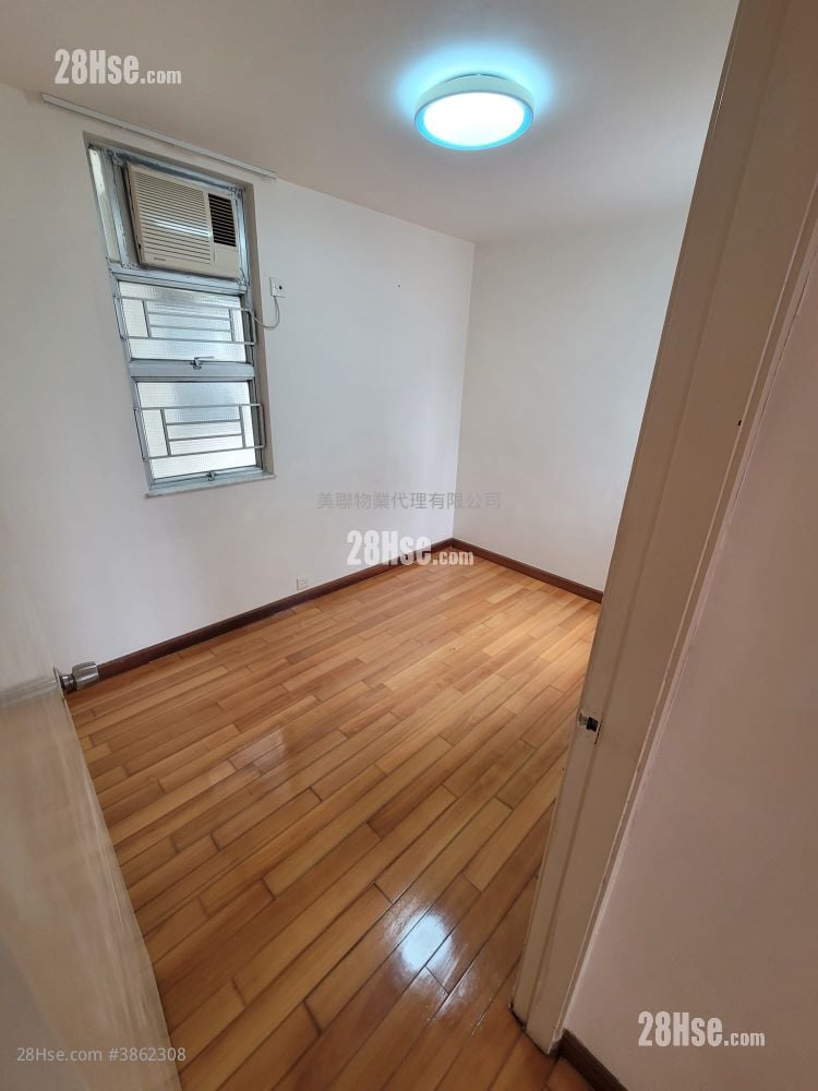 Telford Gardens Rental 2 Bedrooms , 1 Bathroom 515 ft²