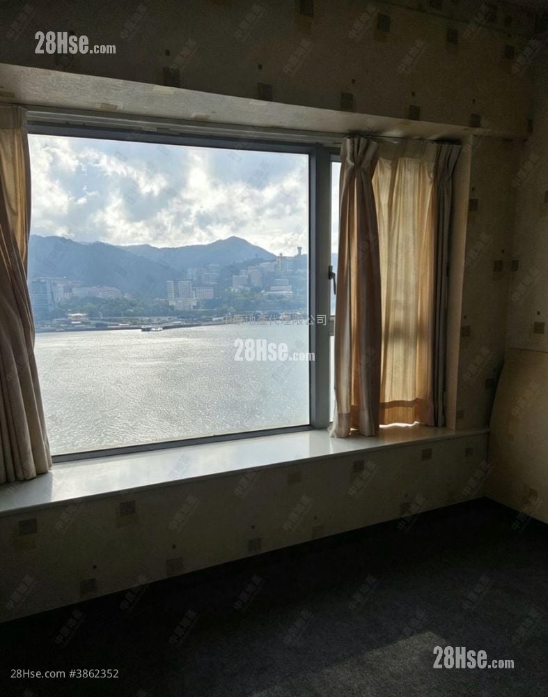 La Costa Sell 2 Bedrooms 541 ft²