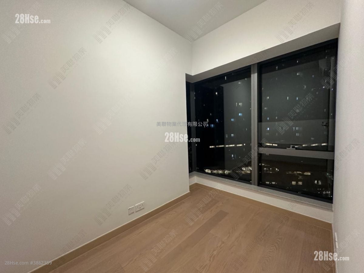 Grand Seasons Rental 2 Bedrooms , 1 Bathroom 437 ft²