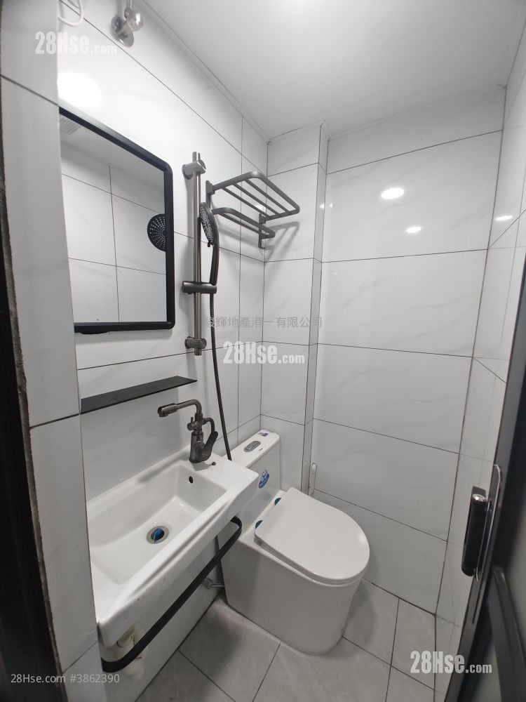 Long Kee Mansion Rental Studio , 1 Bathroom 160 ft²
