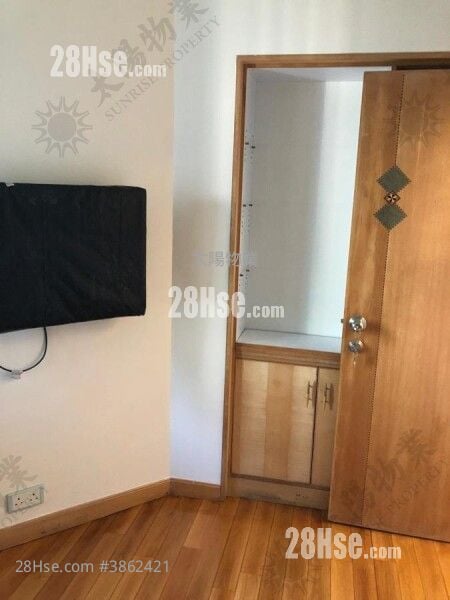 Laguna Verde Sell 5+ Bedrooms 1,757 ft²