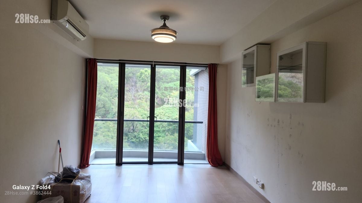 Dragons Range Sell 3 Bedrooms , 2 Bathrooms 952 ft²