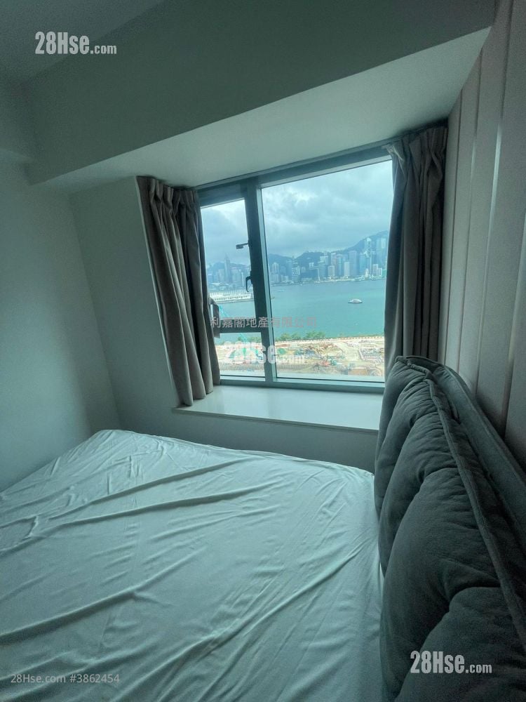 The Harbourside Sell 2 Bedrooms , 2 Bathrooms 794 ft²