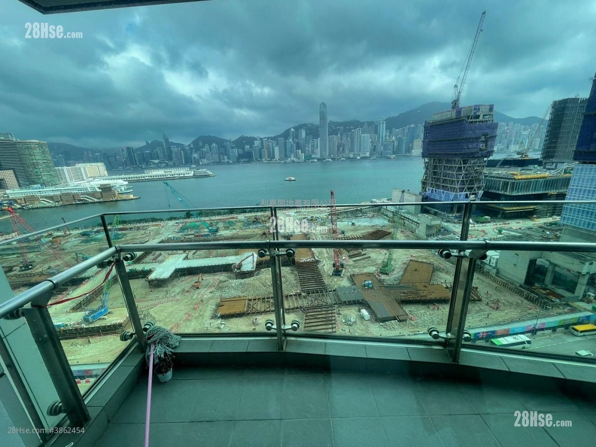 The Harbourside Sell 2 Bedrooms , 2 Bathrooms 794 ft²