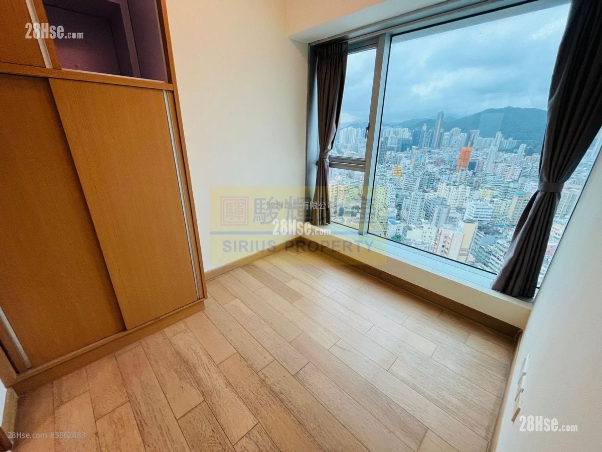 Grand Metro Rental 3 Bedrooms , 2 Bathrooms 699 ft²
